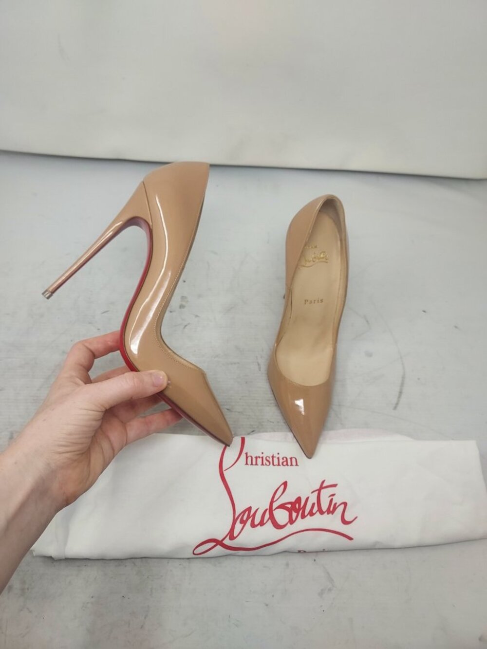 CHRISTIAN LOUBOUTIN So Kate Patent Leather Heel Pump
